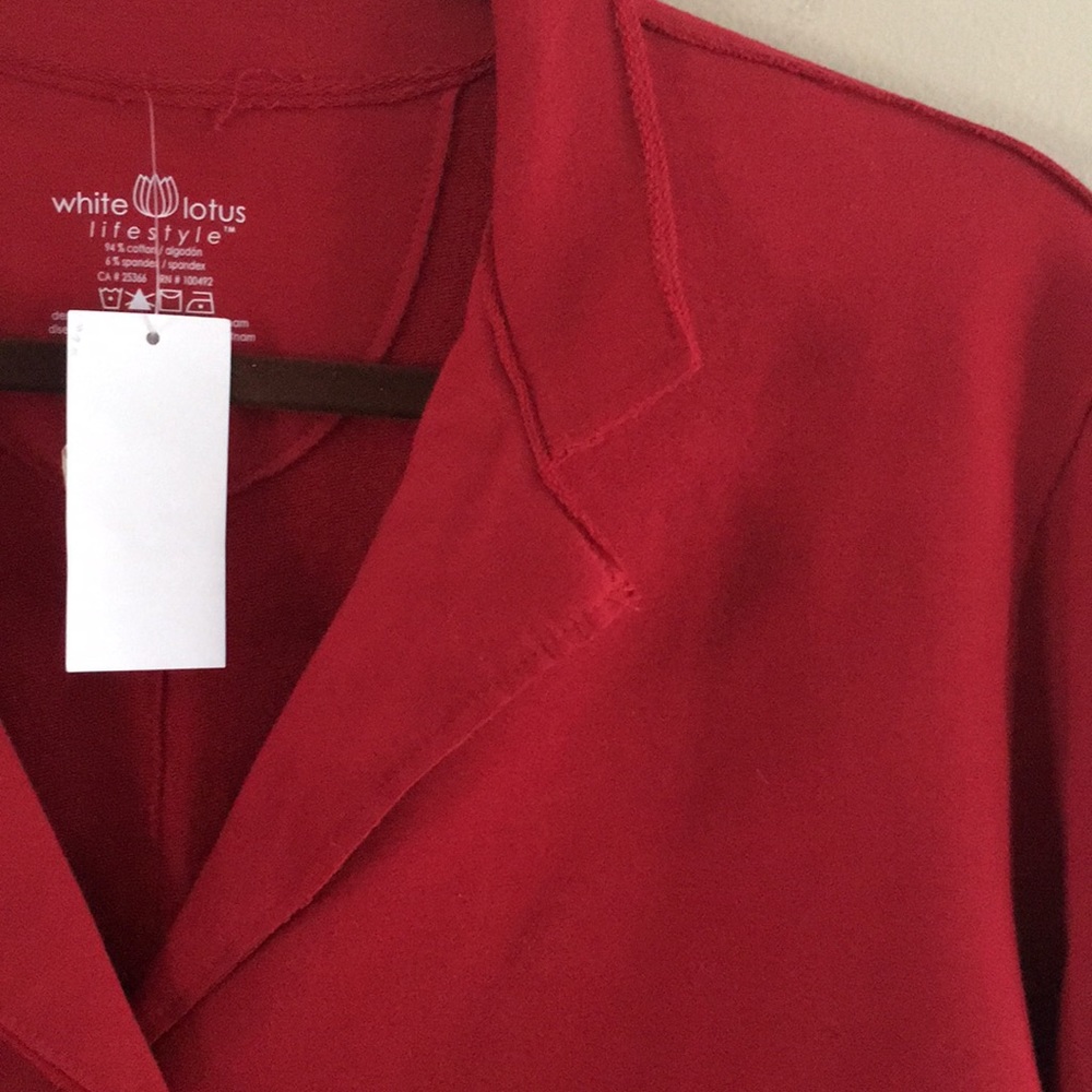 Red Jacket 🌹🌹🌹 - Picture 5 of 8
